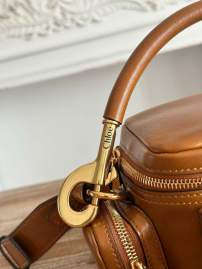 Picture of Chloe Handbags _SKUfw221782570fw